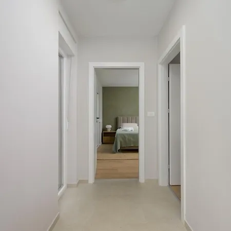 Villa Navi