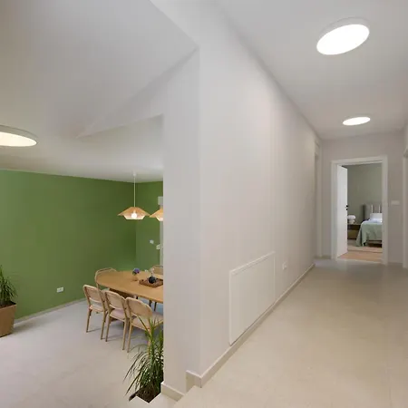 Villa Navi *
